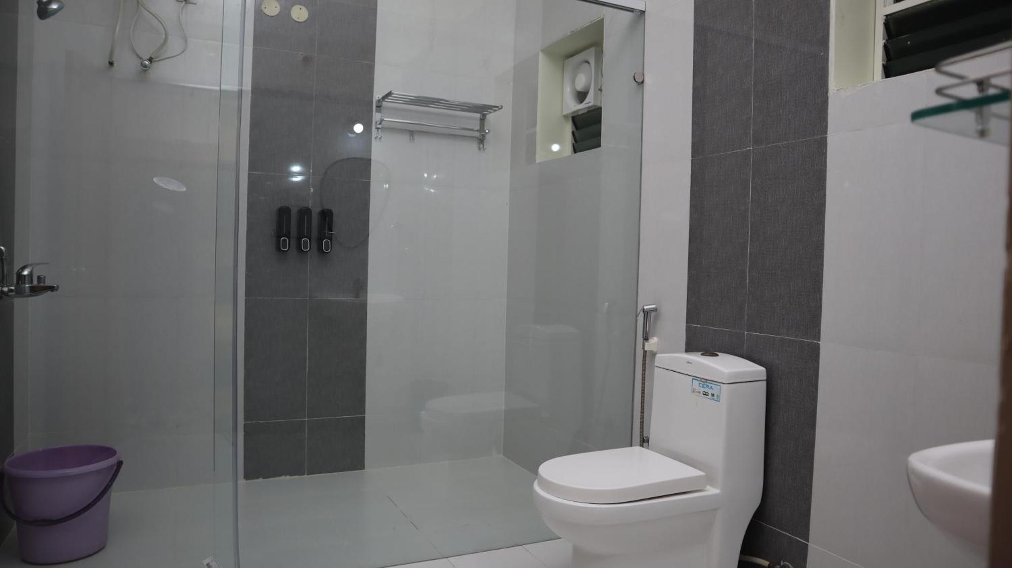 Dcasa Apartment Hotel Hyderabad Bagian luar foto