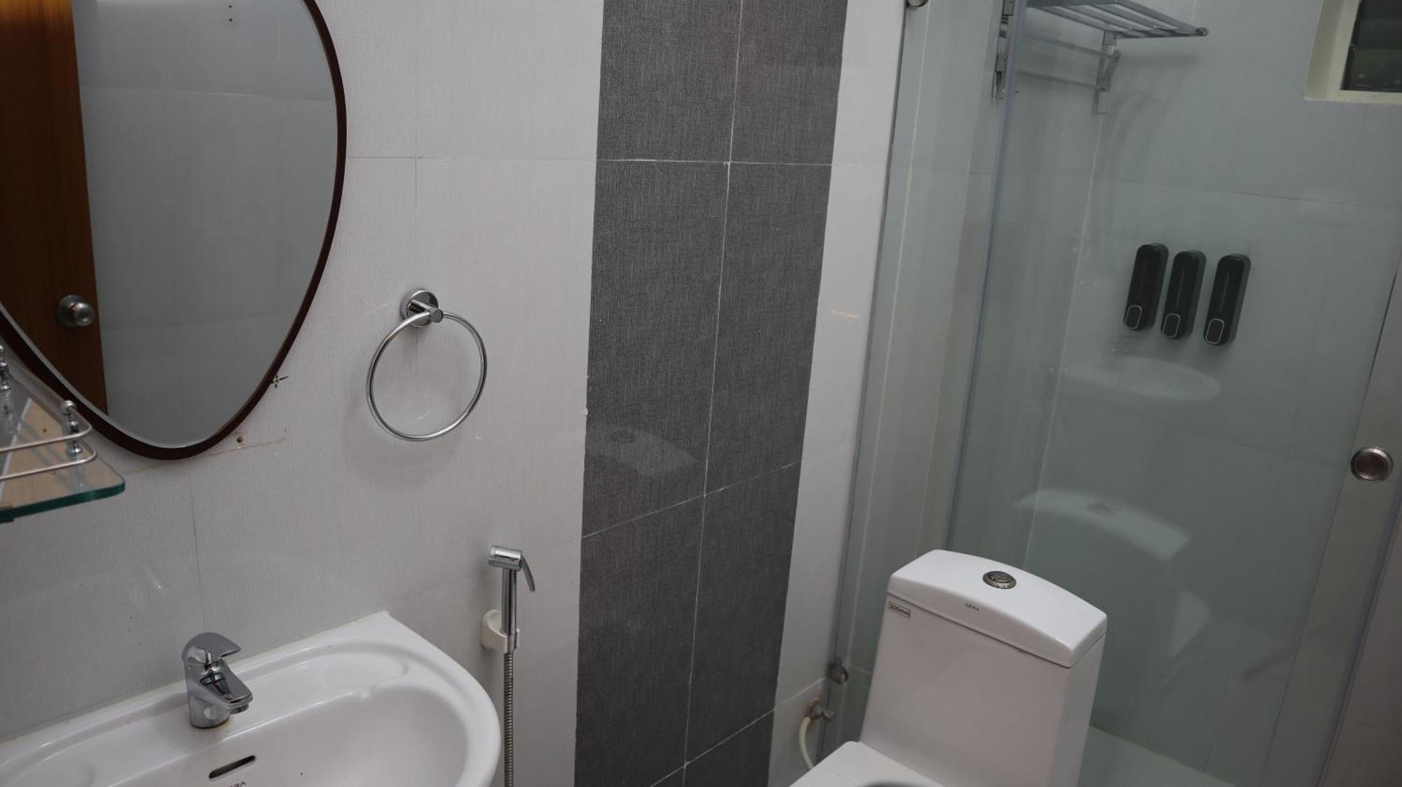 Dcasa Apartment Hotel Hyderabad Bagian luar foto