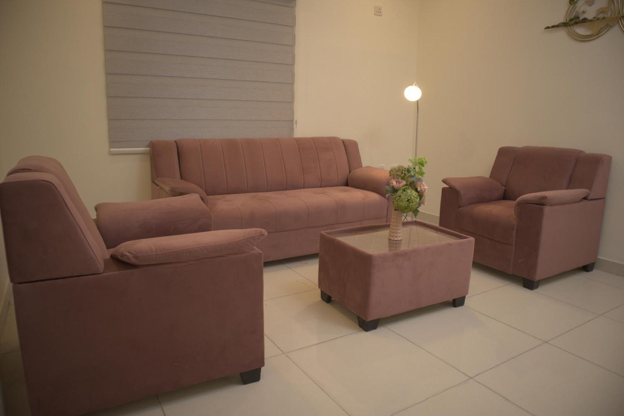 Dcasa Apartment Hotel Hyderabad Bagian luar foto