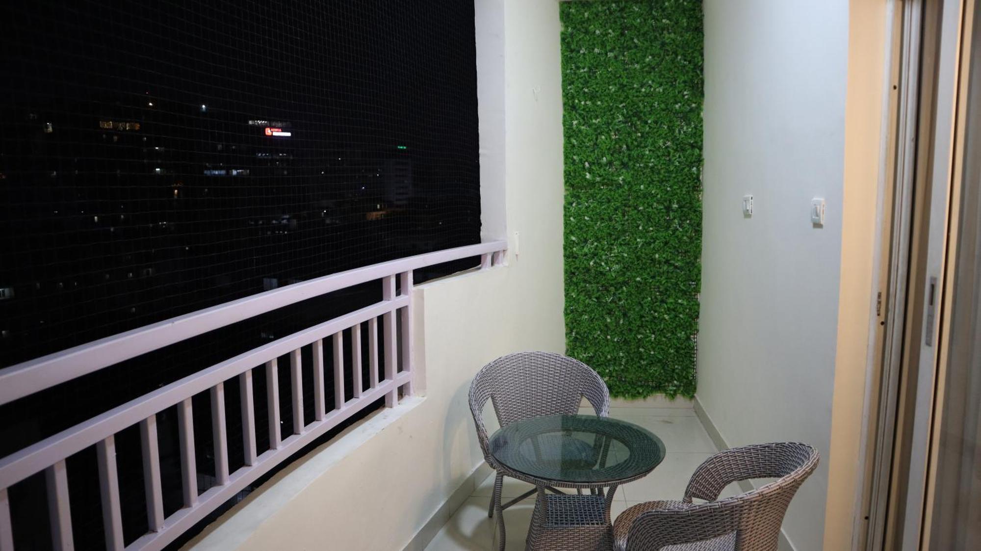 Dcasa Apartment Hotel Hyderabad Bagian luar foto