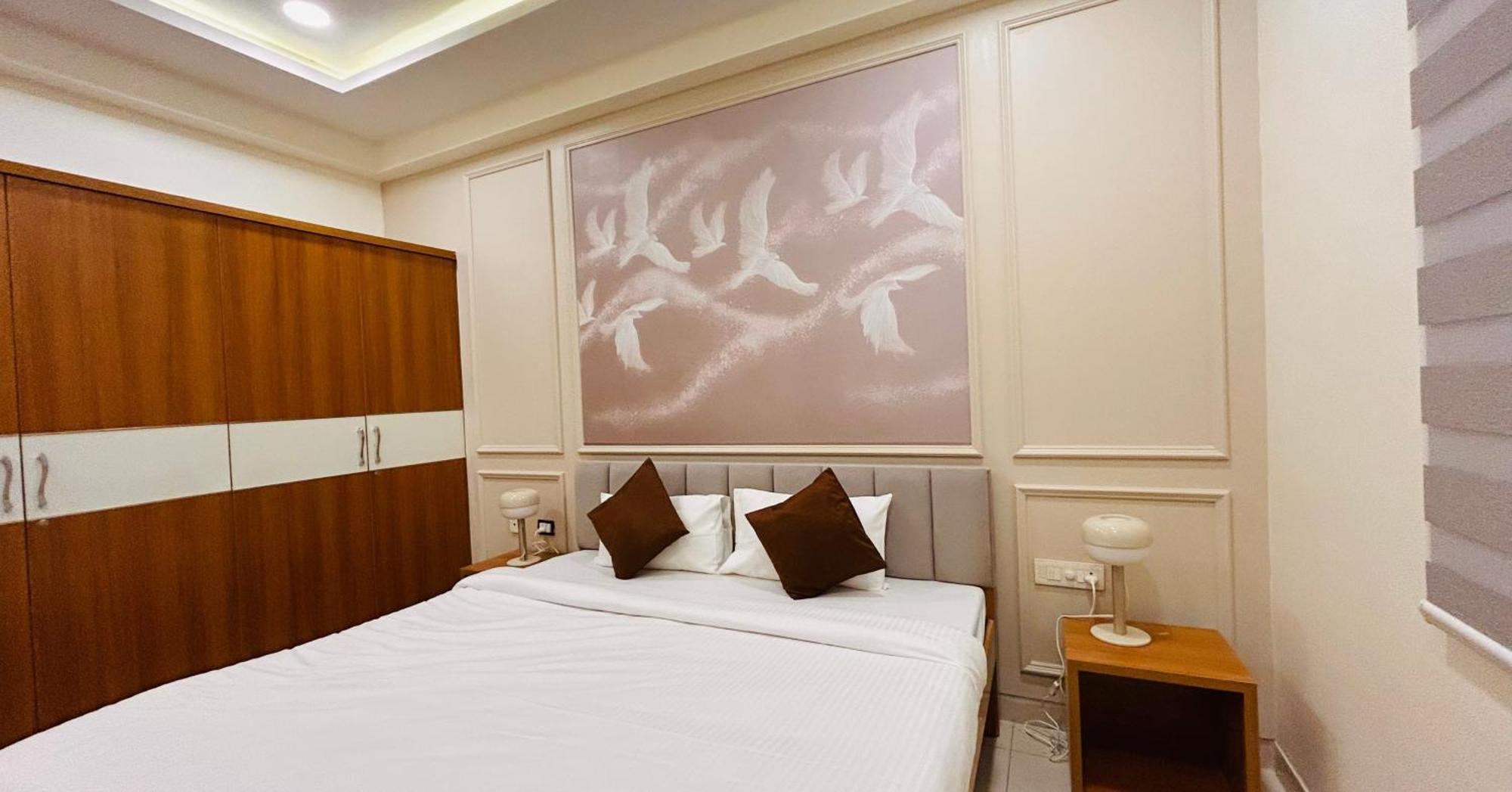 Dcasa Apartment Hotel Hyderabad Bagian luar foto
