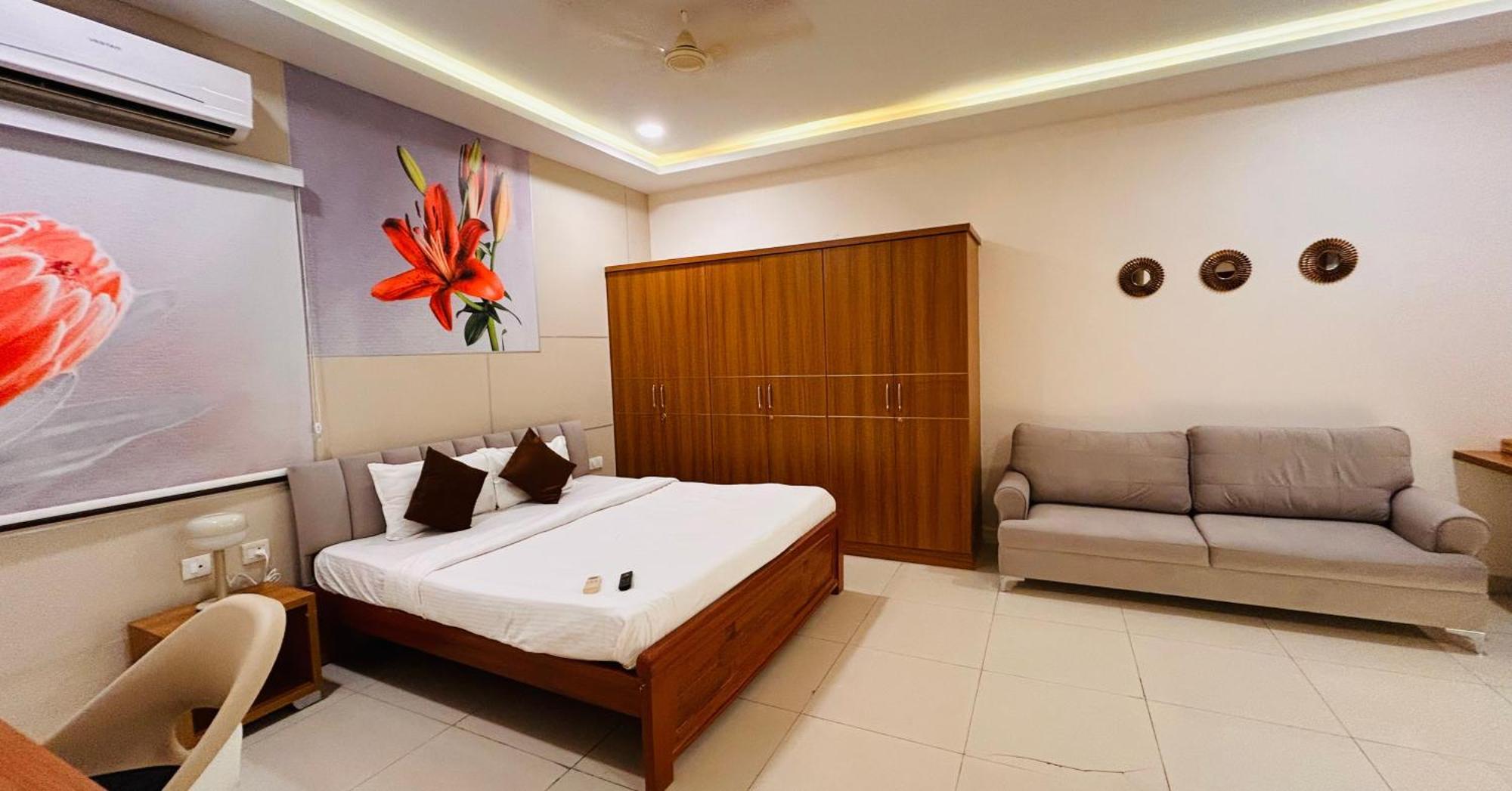Dcasa Apartment Hotel Hyderabad Bagian luar foto